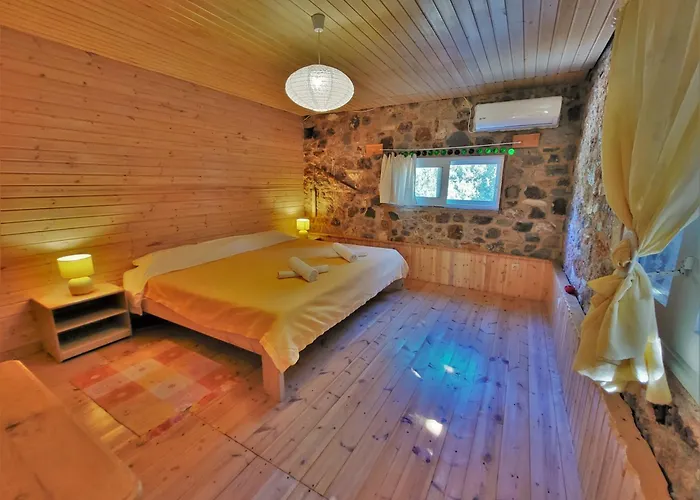 Eco-friendly - Hot Tub Forest & Sea Access ماستيخاري