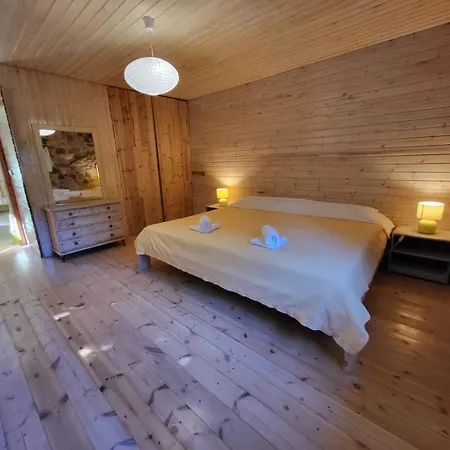 Eco Secluded Hand Built Stone House In An Oasis Holiday home