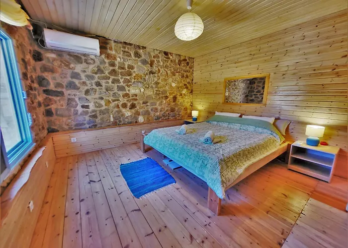 Eco-friendly - Hot Tub Forest & Sea Access *