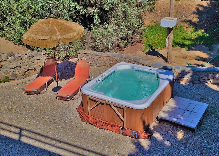 Eco-friendly - Hot Tub Forest & Sea Access